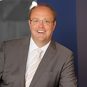 Dr Heinrich Neu 20